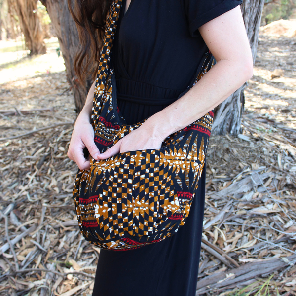 Sojourner Tote: Black & Gold