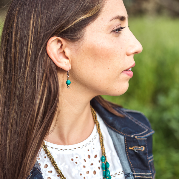 paper bead earrings in turquoise